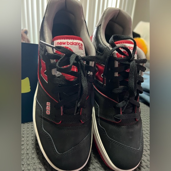 SOLD !! NEW BALANCE 550 BREDS - Men’s Size 8.5 - Picture 2 of 6